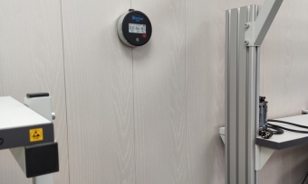 Термогигрометр THB1 в лаборатории