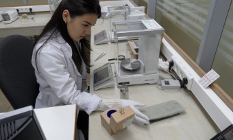 АРМ для подекадной калибровки гирь