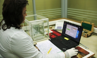 АРМ для подекадной калибровки гирь